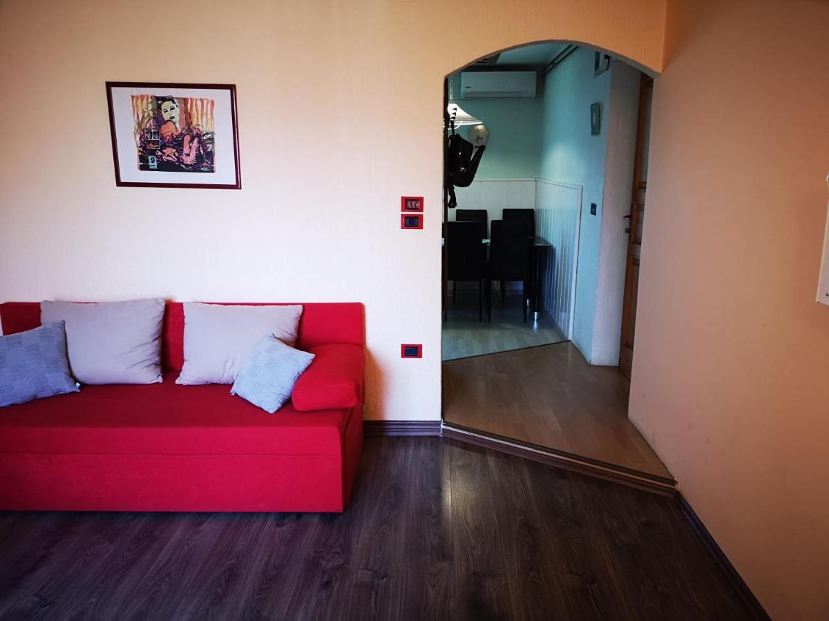Apartment Vanja Pula Exterior photo